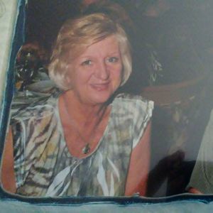 Meet your Posher, Edwina